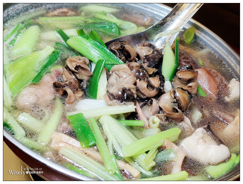天母美食。興蓬萊台菜海鮮餐廳︱必點排骨酥、螺肉蒜和佛跳牆，平價實惠老字號酒家菜～士林美食 x 捷運石牌站美食 x 中山北路七段美食