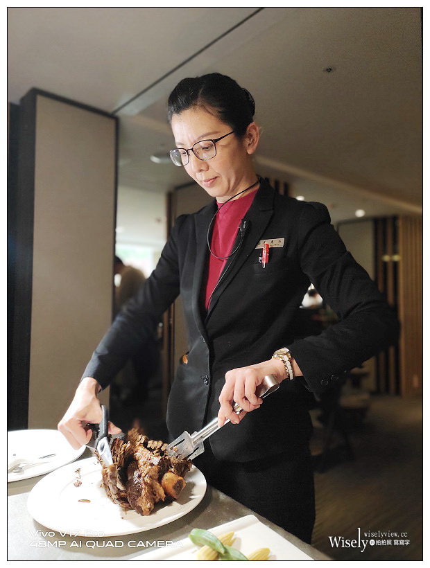 北投美食。奇岩一號川湘料理︱天府冒鴨鍋、稻香大地牛、湘味剁椒魚頭,必點香辣三絕~捷運新北投站美食 x 大地酒店美食 x 北投溫泉美食 北投美食。奇岩一號川湘料理︱天府冒鴨鍋、稻香大地牛、湘味剁椒魚頭,必點香辣三絕~捷運新北投站美食 x 大地酒店美食 x 北投溫泉美食