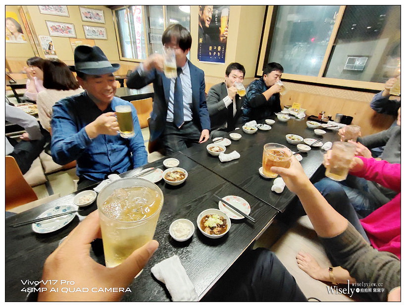 青森美食。一直 串燒居酒屋︱平價氣氛佳綜合串與炸雞好吃，相鄰青森車站與觀光物產館～青森自由行 x 青森居酒屋 x 青森車站美食