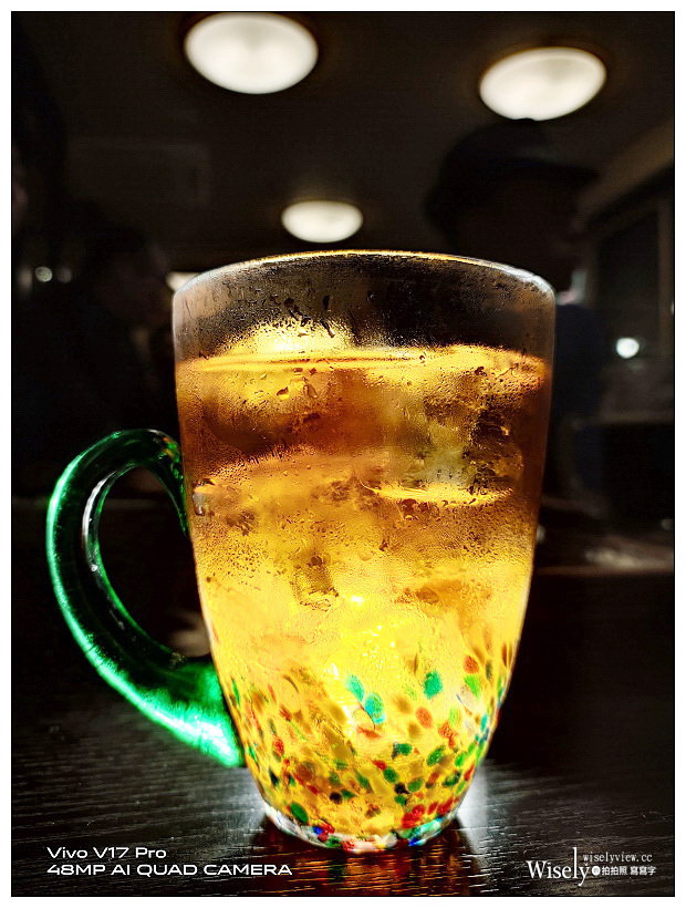 青森美食。一直 串燒居酒屋︱平價氣氛佳綜合串與炸雞好吃，相鄰青森車站與觀光物產館～青森自由行 x 青森居酒屋 x 青森車站美食