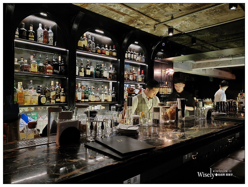 台北大安。D Town by A Train︱微醺時尚酒吧，平價美味好吃，環境氣氛佳，下班聚餐好去處～捷運忠孝復興站美食 x 台北東區美食 x 台北酒吧 x 台北餐酒館