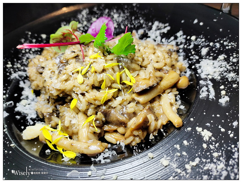 台北大安。D Town by A Train︱微醺時尚酒吧，平價美味好吃，環境氣氛佳，下班聚餐好去處～捷運忠孝復興站美食 x 台北東區美食 x 台北酒吧 x 台北餐酒館