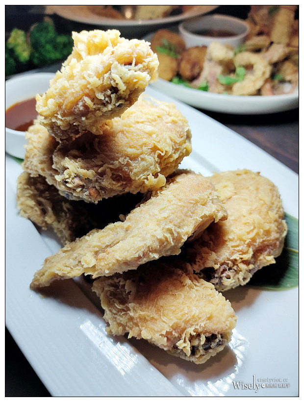 台北大安。D Town by A Train︱微醺時尚酒吧，平價美味好吃，環境氣氛佳，下班聚餐好去處～捷運忠孝復興站美食 x 台北東區美食 x 台北酒吧 x 台北餐酒館