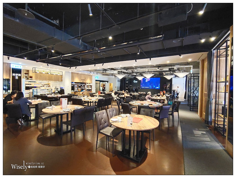 台北大安。曉鹿鳴樓 上海菜︱名廚范添美師傅-經典招牌東坡肉，肥蟹海鮮泡飯、蘿蔔牛腩煲都很厲害，平價消費菜餚美味又實在～捷運公館站美食 x 台大美食