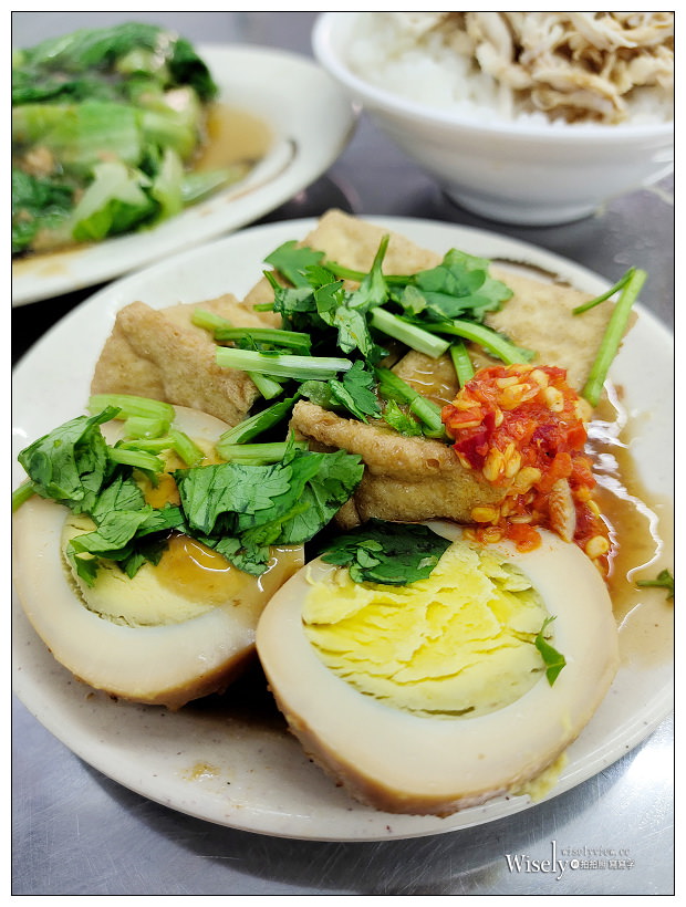 新北新店。傅家雞肉飯︱黑白切小吃鄰近景美橋頭︱捷運景美站美食