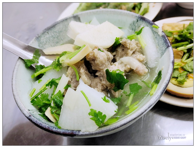 新北新店。傅家雞肉飯︱黑白切小吃鄰近景美橋頭︱捷運景美站美食