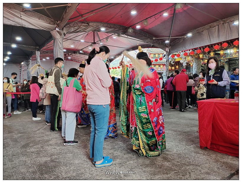 初九天公生。台北松山奉天宮︱玉皇大帝生日祭拜，農曆新年招財祈福，人氣參拜的天宮廟～台北自由行