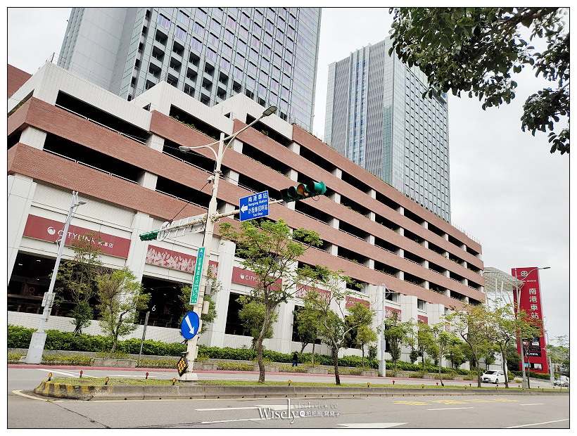 台北信義。Baskin Robbins 31 冰淇淋 微風南山艾妥列店︱美國知名連鎖品牌，多達31種可供選擇～捷運台北101貿站美食 x 捷運象山站美食 x 微風南山美食