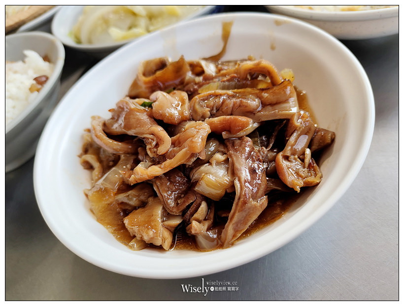 王氏魚皮︱魚皮湯.肉燥飯.虱目魚粥.虱目魚肚︱台南安平老街美食