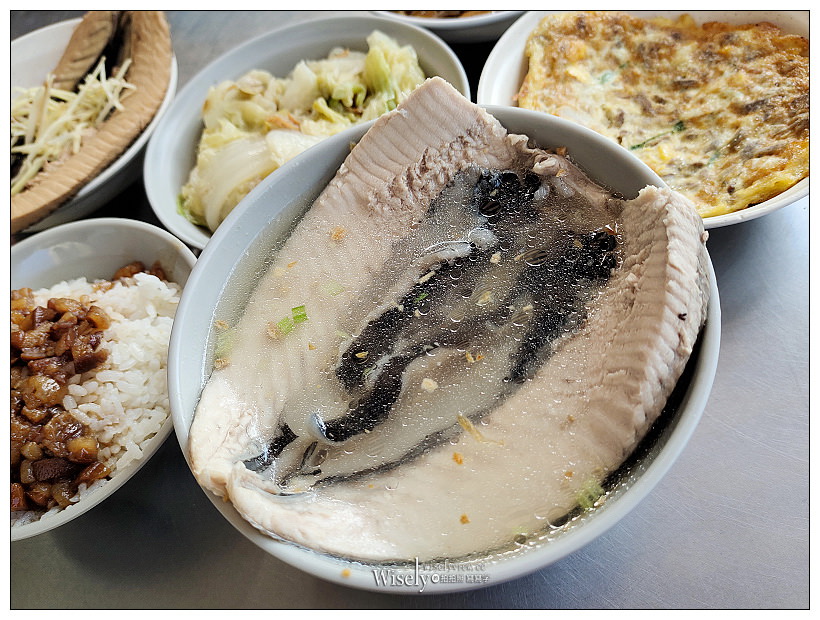 王氏魚皮︱魚皮湯.肉燥飯.虱目魚粥.虱目魚肚︱台南安平老街美食