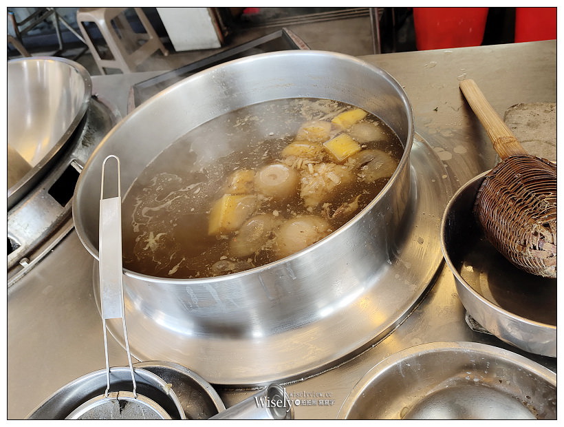 助仔牛肉湯︱安平三大牛肉湯之一︱當地最早的牛肉湯店︱台南安平美食