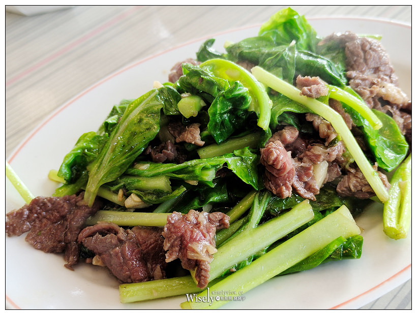 助仔牛肉湯︱安平三大牛肉湯之一︱當地最早的牛肉湯店︱台南安平美食