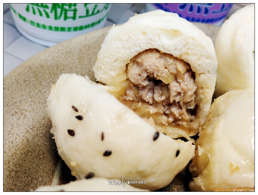 新店美食。三民水煎包︱肉香菜甜饀料多，蒜泥沾醬夠味，在地人的排隊美食～新店美食 x 新店小吃 x 捷運小碧潭站美食 x 新店高中美食 x 新店三民路美食