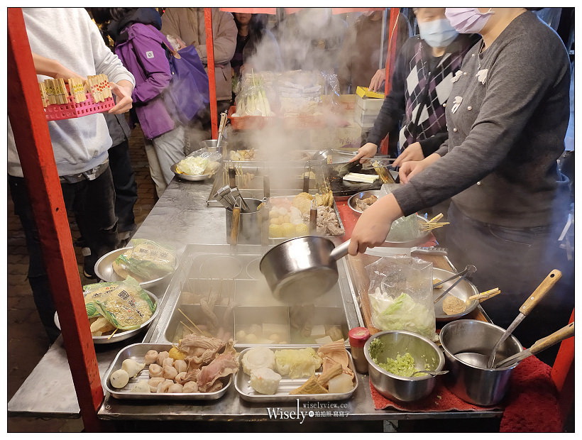 台南宵夜。小東路麻辣關東煮&小東路品壹燒烤︱成大校區深夜排隊平價美食 台南宵夜。小東路麻辣關東煮&小東路品壹燒烤︱成大校區深夜排隊平價美食