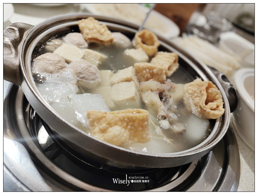 台北中山。豐光溫體羊肉爐︱台中名店媲美北京涮羊肉，清湯香甜佐國產羊肉，推薦四季羊雜與雪花蒸肉，相鄰建國北路三段高架橋下～捷運行天宮站美食