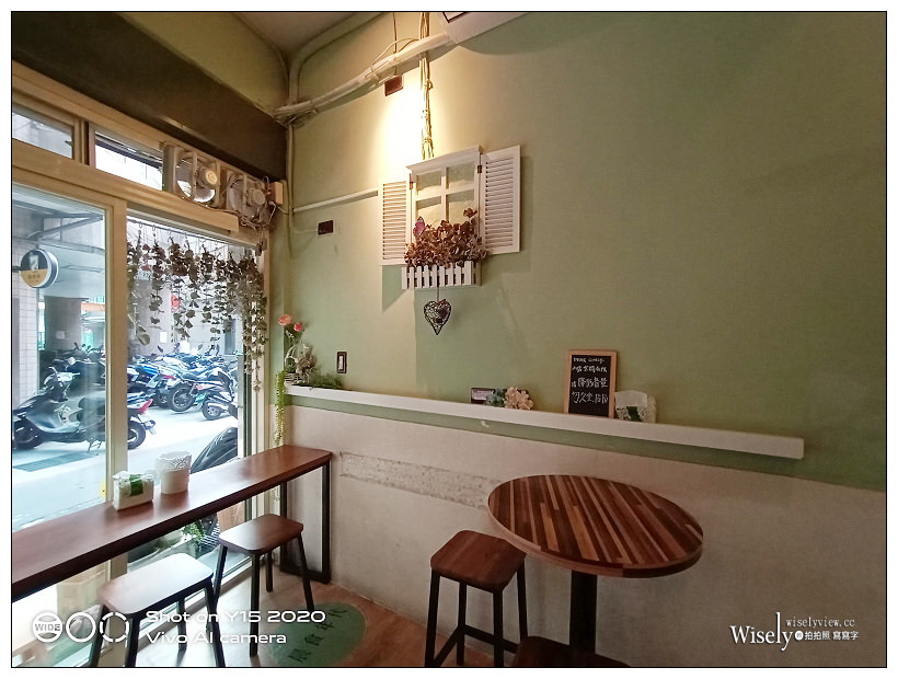 永和早午餐。晨食年代朝食所︱多項吐司蛋餅與林華泰奶茶，地瓜泥好吃推薦～捷運頂溪站美食 x 永和烤吐司