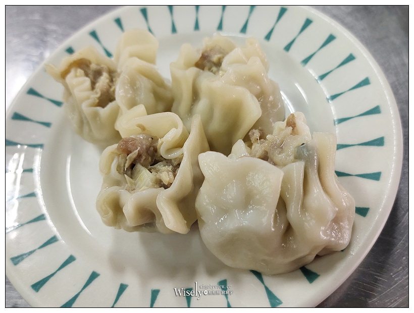 台北大稻埕慈聖宮小吃。媽祖宮口四神湯 x 肉包燒賣︱傳統平價古早味路邊攤銅板美食～捷運大橋頭站美食