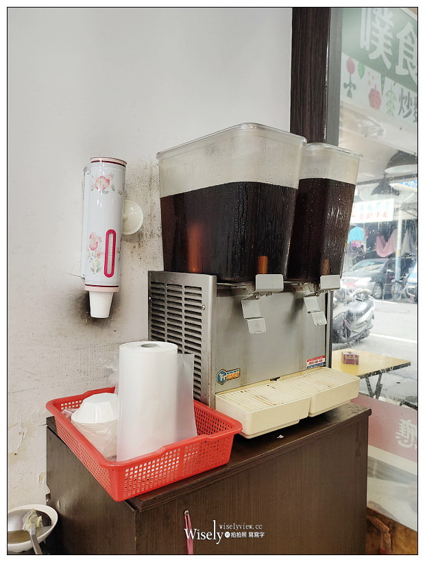 板橋便當。翔鴻港式燒臘快餐︱百元內份量多，內用白飯吃到飽，三個即外送～埔墘國小美食 x 永豐街美食