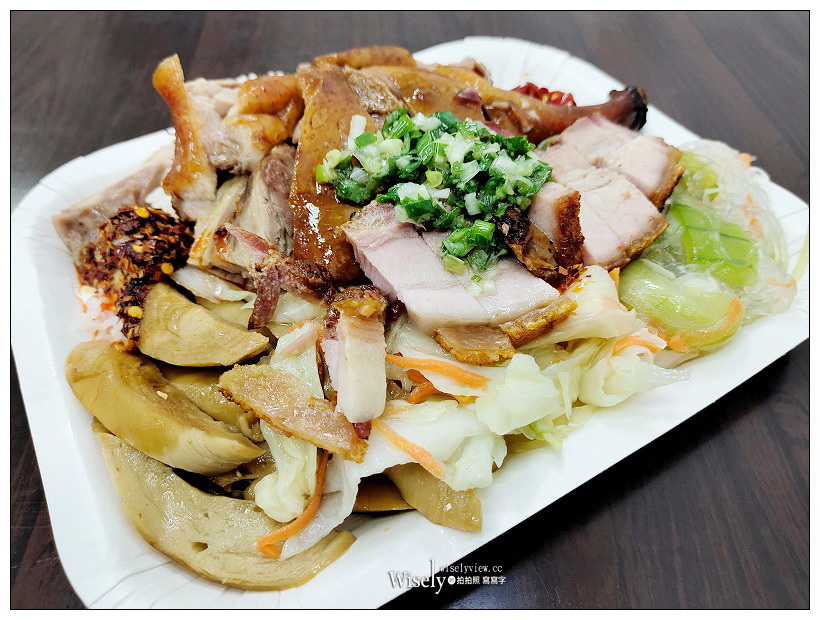 板橋便當。翔鴻港式燒臘快餐︱百元內份量多，內用白飯吃到飽，三個即外送～埔墘國小美食 x 永豐街美食