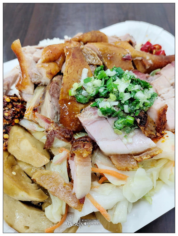 板橋便當。翔鴻港式燒臘快餐︱百元內份量多，內用白飯吃到飽，三個即外送～埔墘國小美食 x 永豐街美食