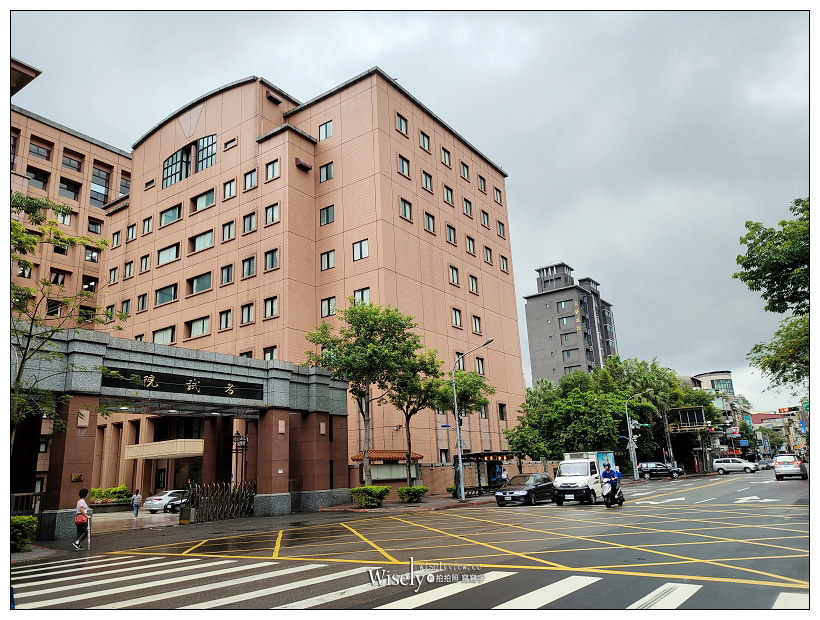 世新早午餐。總匯更好 Always Better︱鐵板嫩雞總匯三明治料好實在，價格親民份量十足，相鄰考試院與世新後門～木柵美食 x 世新美食 x 文山區早午餐