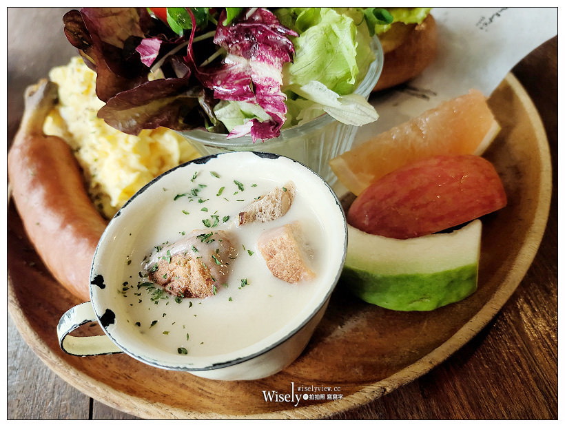 板橋美食。Merci Café︱復古歐美風格環境，平價早午餐料理豐盛有料，在地人氣IG打卡餐廳～捷運板橋站美食 x 府中咖啡廳 x 板橋大遠百咖啡廳 x 新北市府美食