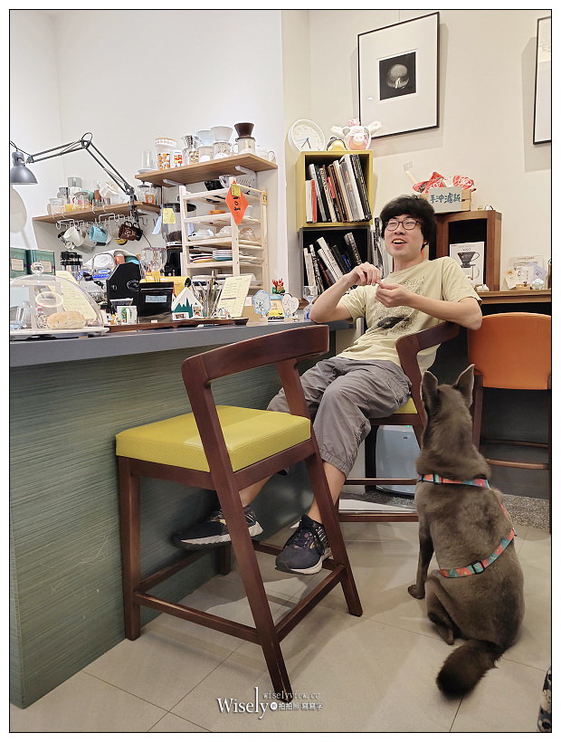 新北土城。杯豆咖啡 BadDog Coffee︱宛如來到友人家品嚐咖啡般的自在，提供義式或手沖等平價咖啡，還有台灣原葉茶～土城美食 x 土城咖啡 x 土城下午茶