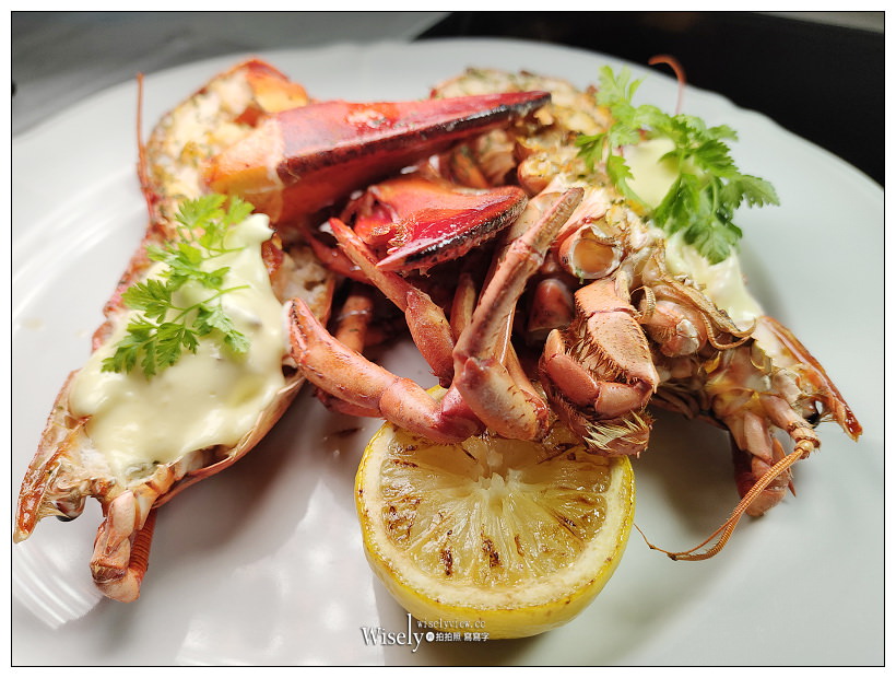 台北西華飯店30週年限時專案︱24盎司頂級丁骨牛排龍蝦大餐加住滿30小時再送早餐只需NT4,888，即日起至7/5前適用～新增2020媒體評比得獎端午粽食記分享