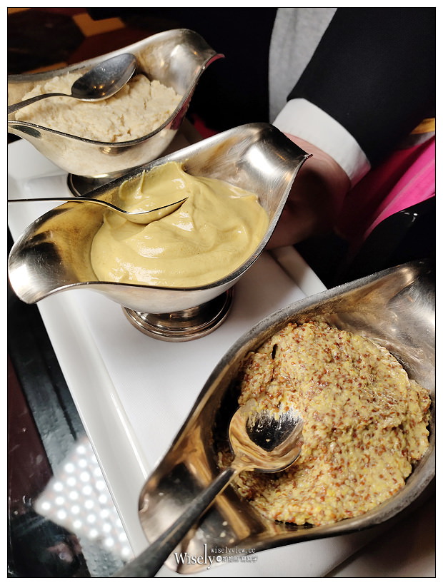 台北西華飯店30週年限時專案︱24盎司頂級丁骨牛排龍蝦大餐加住滿30小時再送早餐只需NT4,888，即日起至7/5前適用～新增2020媒體評比得獎端午粽食記分享