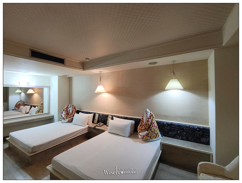 基隆住宿推薦。大華飯店︱相鄰車站與廟口夜市5分鐘步程，平價舒適價格便宜，相鄰全聯超市與便利超商