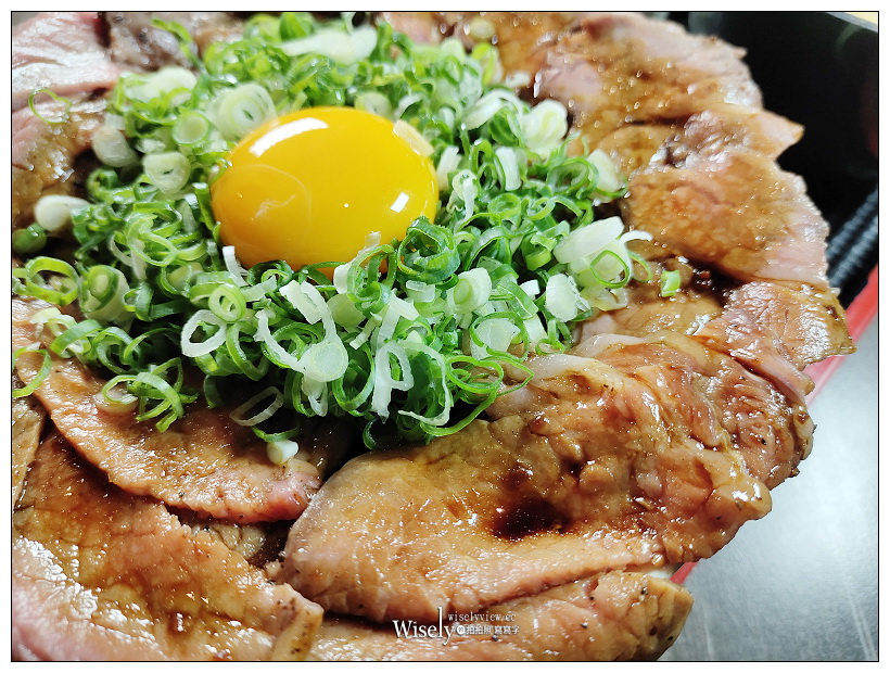 台北美食 。丼Fun 「日本式丼飯」︱主打炸牛排定食，炙燒薔薇丼與鹽蔥牛舌丼也推薦，相鄰台北京站與中山市場～捷運台北車站美食 x 日式燒肉丼飯