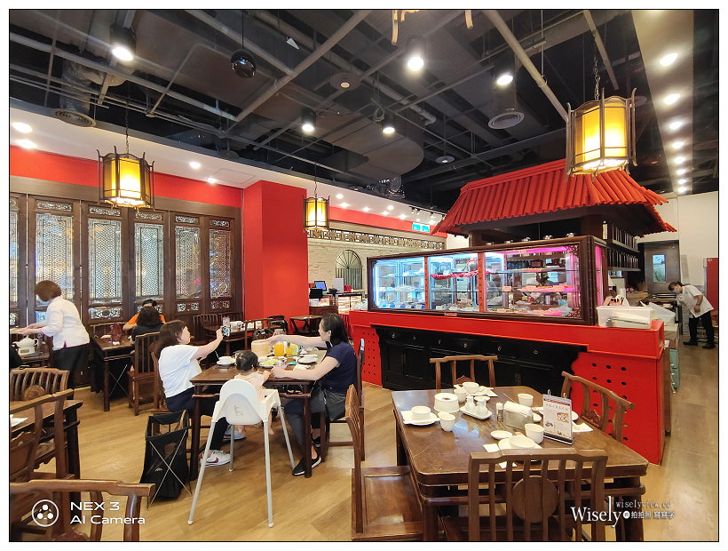 台北點水樓 復興店︱讚岐牛肉麵、七彩小籠包、砂鍋醃篤鮮、月見芙容鮮魚煲、凍豬腳，新增餐點伴手禮現購專櫃～捷運忠孝復興站美食 x 米其林必比登美食