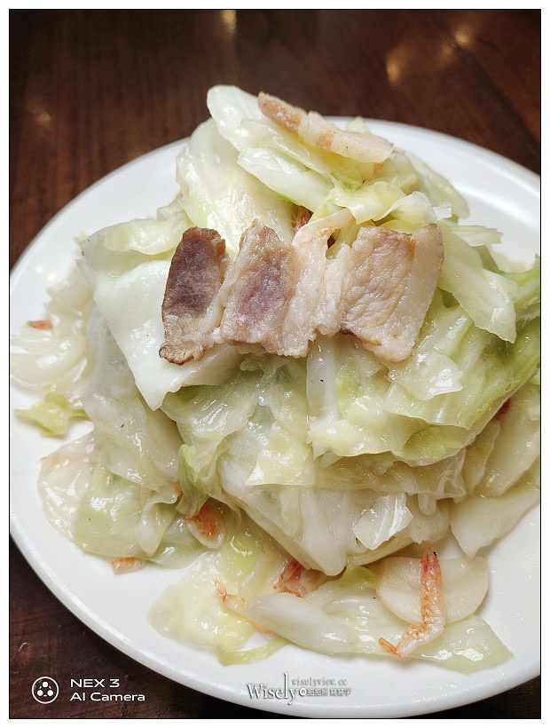 台北點水樓 復興店︱讚岐牛肉麵、七彩小籠包、砂鍋醃篤鮮、月見芙容鮮魚煲、凍豬腳，新增餐點伴手禮現購專櫃～捷運忠孝復興站美食 x 米其林必比登美食