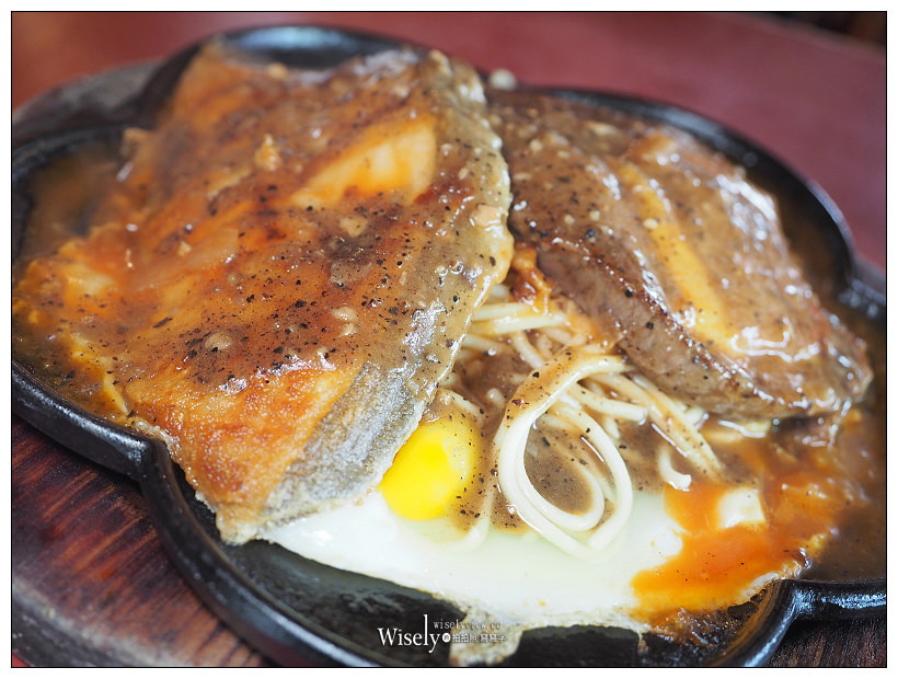 宜蘭五結。佳樂牛排館(菜單分享)︱平價老字號鐵板牛排，提供酥皮濃湯紅茶喝到飽，鄰近冬山河公園有停車場～冬山河美食 x 五結美食 x 宜蘭牛排 x 宜蘭美食