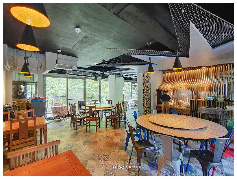 台北大安。花神咖啡私廚 de Flora Restaurant & Café 師大店︱中式熱炒與西點午茶，裝潢空間仿法國巴黎花神咖啡，適合聚會聊天拍照～捷運台電大樓站美食