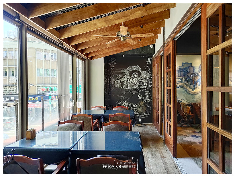 台北大安。花神咖啡私廚 de Flora Restaurant & Café 師大店︱中式熱炒與西點午茶，裝潢空間仿法國巴黎花神咖啡，適合聚會聊天拍照～捷運台電大樓站美食