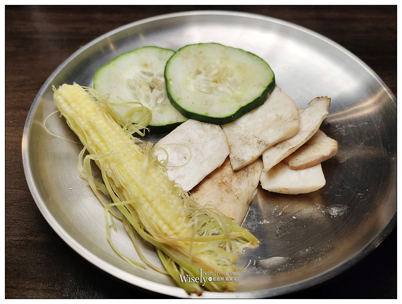燒桶子 韓風立燒（含完整菜單）︱台北東區人氣韓國烤肉，專業代烤小菜吃到飽，推薦4人份「女神和牛套餐」～捷運國父紀念館站美食 x 台北韓國烤肉推薦