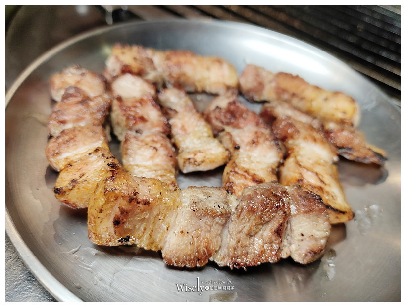 燒桶子 韓風立燒（含完整菜單）︱台北東區人氣韓國烤肉，專業代烤小菜吃到飽，推薦4人份「女神和牛套餐」～捷運國父紀念館站美食 x 台北韓國烤肉推薦