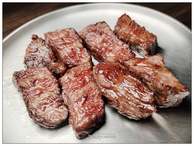 燒桶子 韓風立燒（含完整菜單）︱台北東區人氣韓國烤肉，專業代烤小菜吃到飽，推薦4人份「女神和牛套餐」～捷運國父紀念館站美食 x 台北韓國烤肉推薦