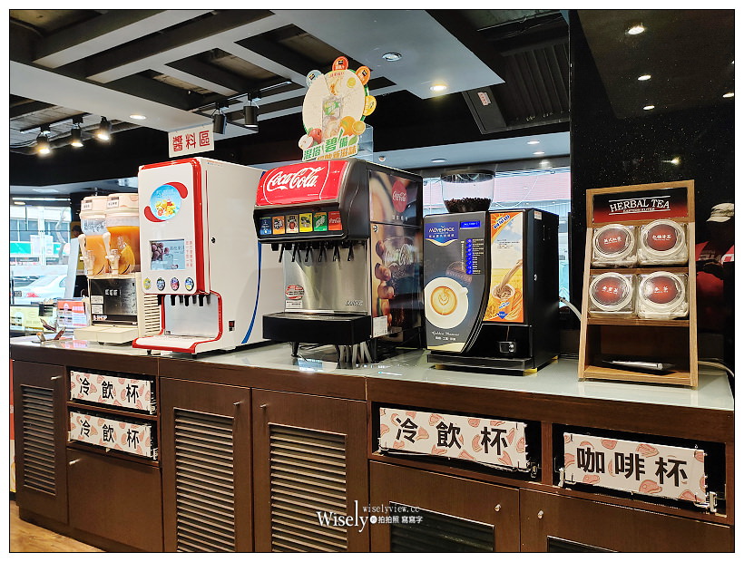 台北。肉多多火鍋 中山北店︱全新「爆炒川府麻辣湯」及全新套餐單品，可使用三倍券消費與多項抽獎活動(7/1-8/31)～捷運台北車站美食 x 中山北路火鍋