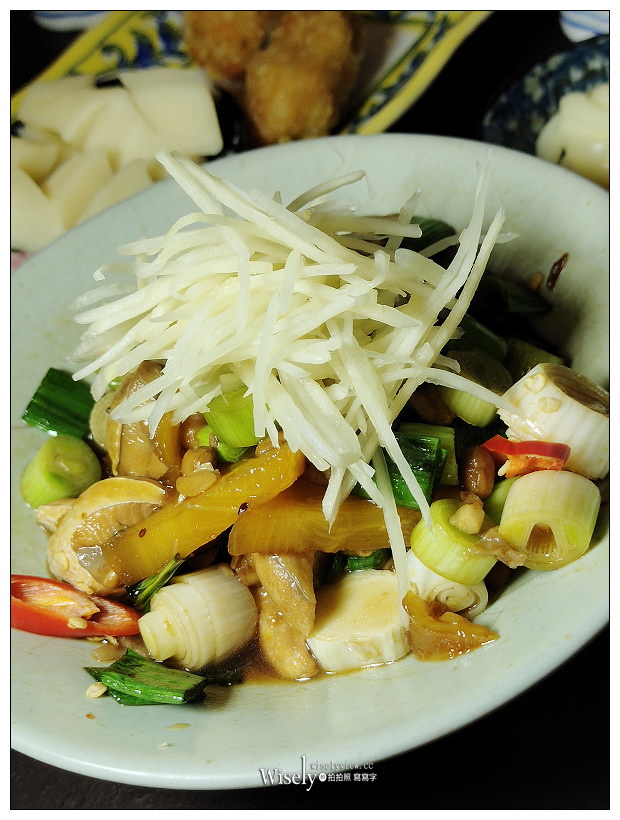 台南美食。筑馨居 無菜單料理︱在清朝百年懷舊老宅裡享用古早台灣味，相鄰神農街與河樂廣場，用餐需事先預約為佳，均一價NT500／人～台南中西區美食