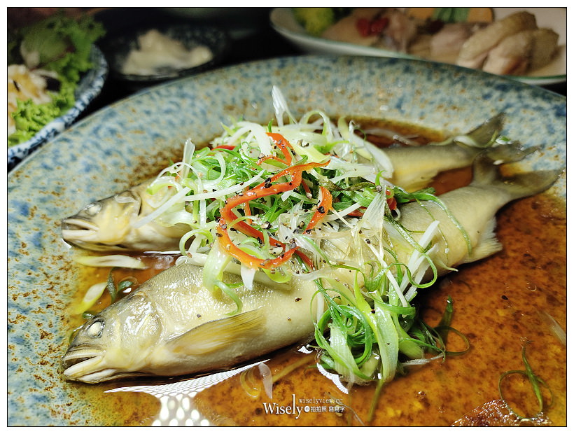 台南美食。筑馨居 無菜單料理︱在清朝百年懷舊老宅裡享用古早台灣味，相鄰神農街與河樂廣場，用餐需事先預約為佳，均一價NT500／人～台南中西區美食