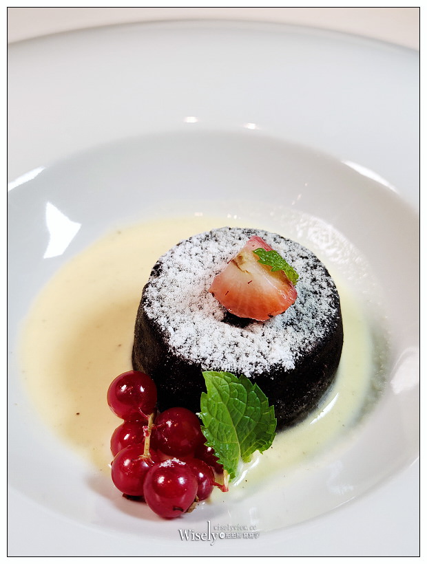 台北。歐華酒店：地中海牛排館︱美國杉河農場濕式熟成50天肋眼牛排，配菜湯品各個精彩，搭配住房活動超划算～捷運中山國小站美食 x 花博公園美食