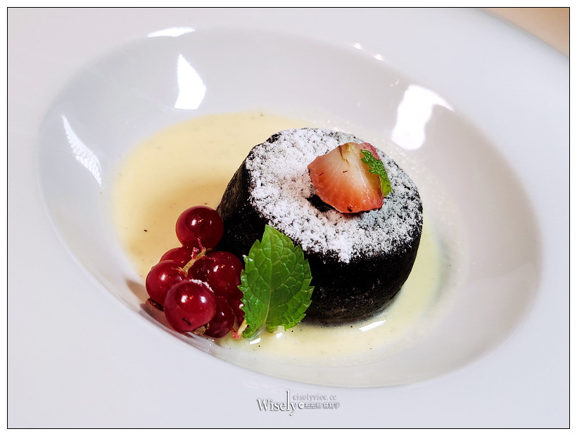 台北。歐華酒店：地中海牛排館︱美國杉河農場濕式熟成50天肋眼牛排，配菜湯品各個精彩，搭配住房活動超划算～捷運中山國小站美食 x 花博公園美食