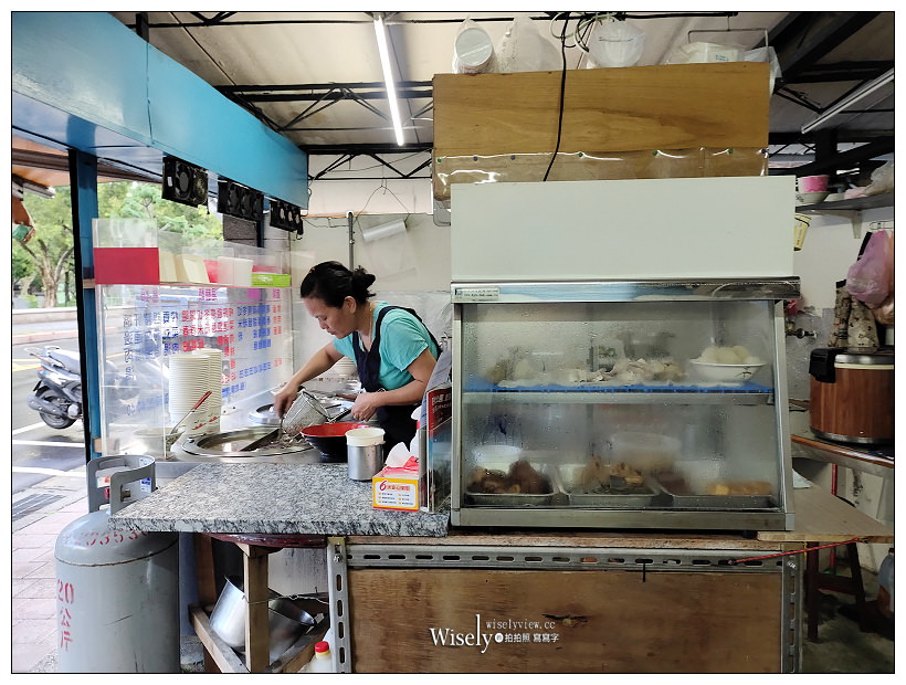 景美仙岩路128號前麵飯小吃︱興隆公園前無名黑白切︱捷運萬芳醫院站