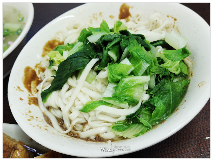 景美仙岩路128號前麵飯小吃︱興隆公園前無名黑白切︱捷運萬芳醫院站