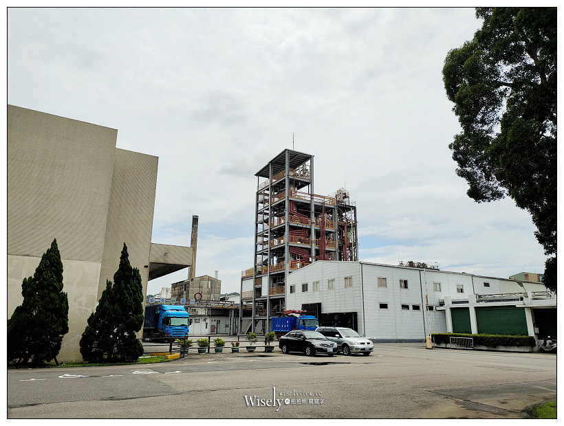 南僑桃園觀光體驗工廠。點水樓桃園店︱凍豬腳四人套餐品嚐，冠軍小籠包&卡比索冰淇淋蜜糖吐司DIY～免費停車遊玩的室內景點，桃園龜山一日遊景點推薦