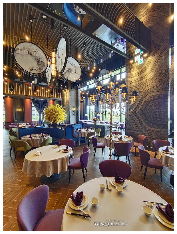 桃園和逸飯店。COZZI Blu︱以海洋為元素的國際型飯店，特色船艙酒吧與碼頭市集風格餐廳，相鄰機捷與高鐵交通便利～桃園住宿 x 華泰名品城(置地廣場)