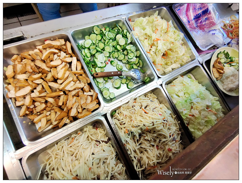 台北文山︱港式萬隆燒臘便當︱乾炒牛河與廣州炒飯︱捷運萬隆站