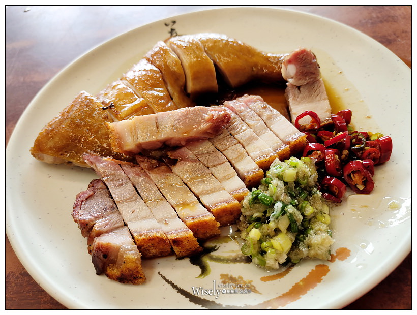 台北文山︱港式萬隆燒臘便當︱乾炒牛河與廣州炒飯︱捷運萬隆站